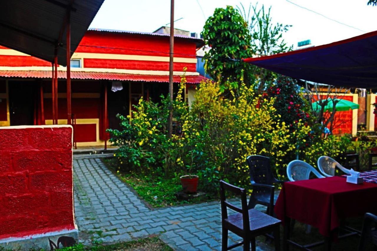 Lodge Gurkha *